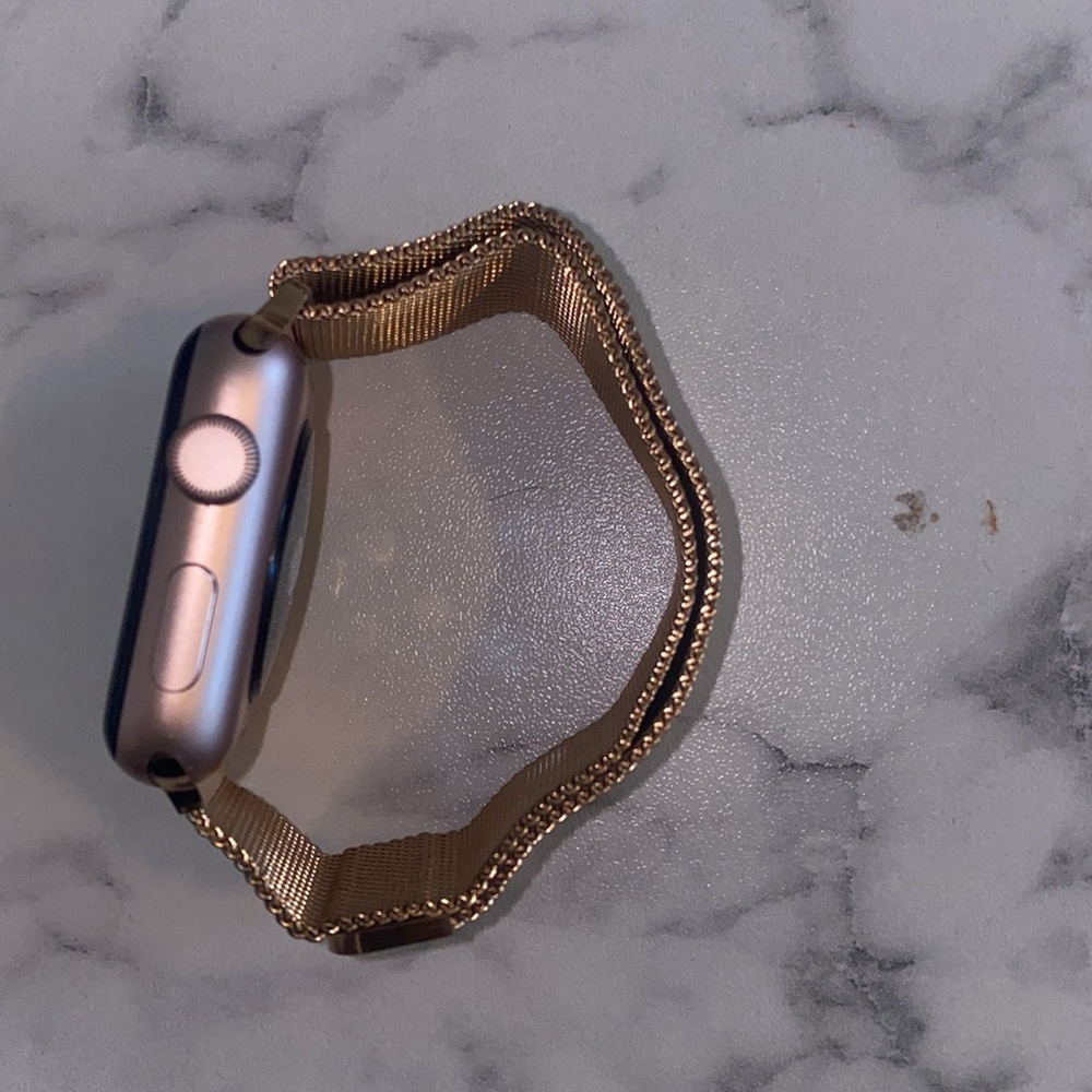 Rose Gold Mesh Apple Watch Band 42mm